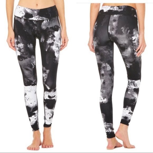 ALO YOGA Airbrush Leggings In Black Blast Size Small - Picture 1 of 8